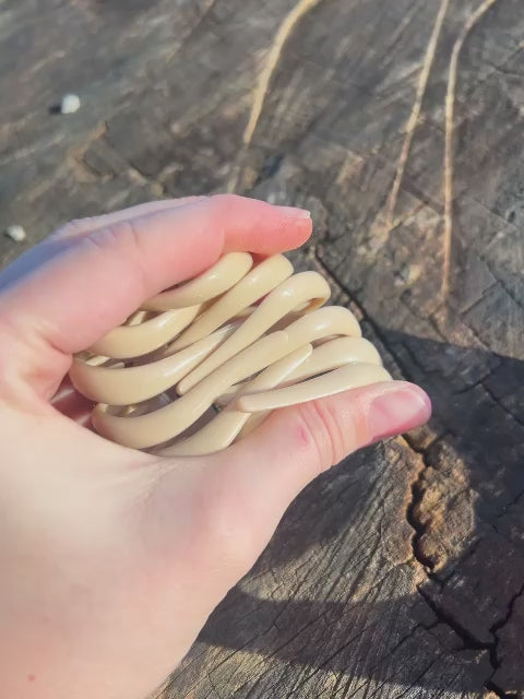 Pince à cheveux souple incassable